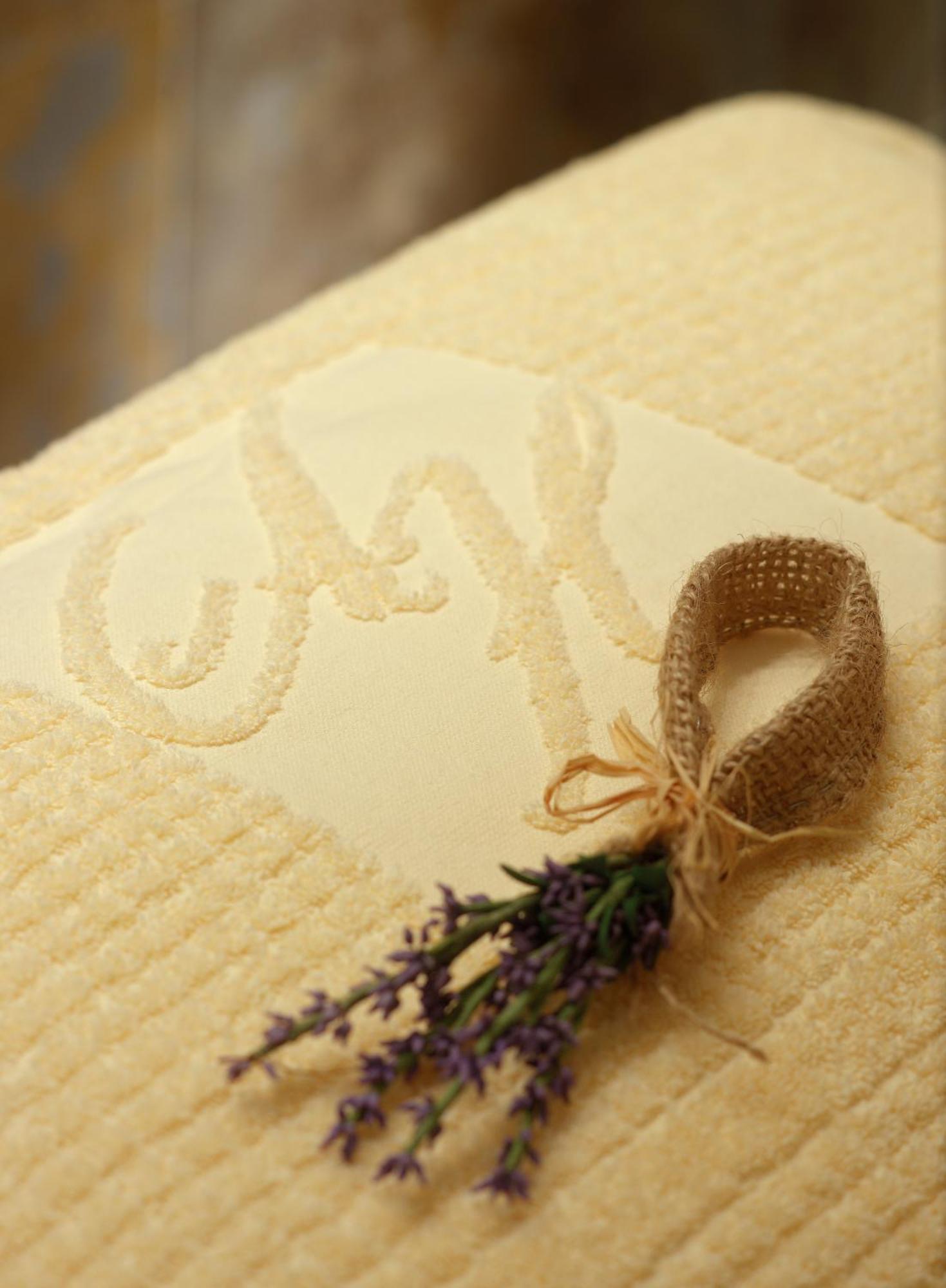 Aghadoe Heights Hotel & Spa Fossa Exterior foto A bath sponge