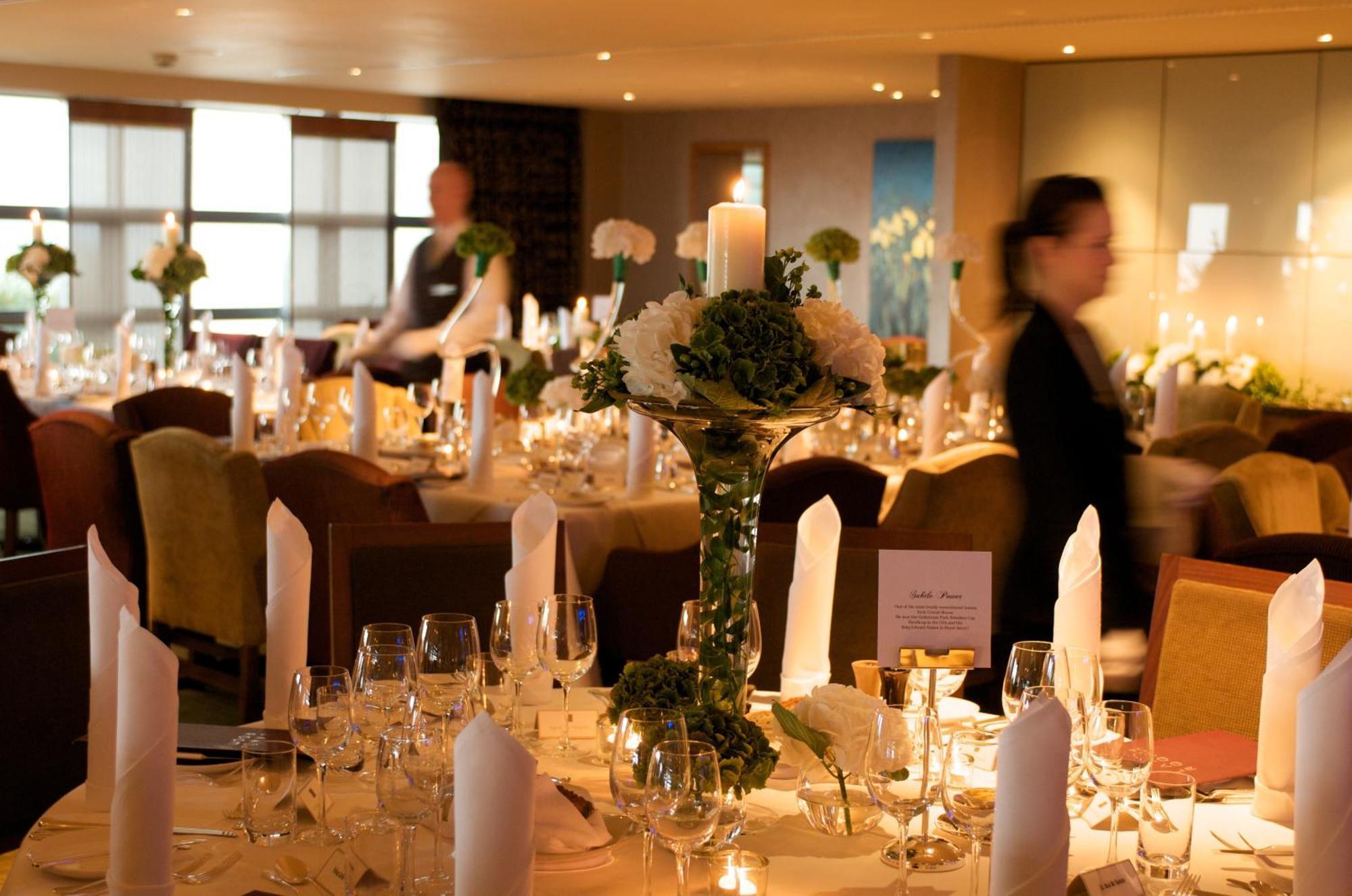 Aghadoe Heights Hotel & Spa Fossa Exterior foto A wedding reception at the InterContinental London