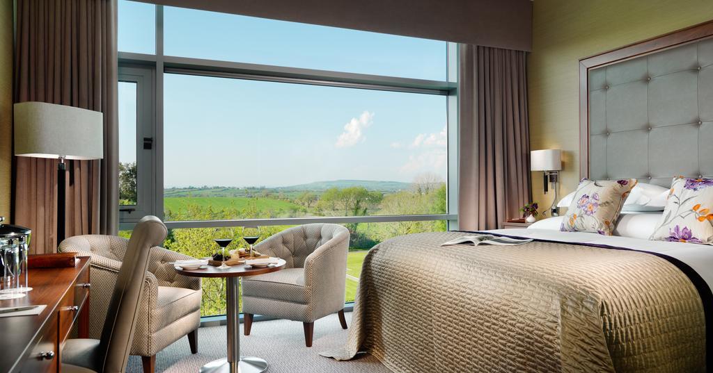 Aghadoe Heights Hotel & Spa Fossa Exterior foto A room at the hotel
